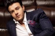 It’s important to keep changing your look in the show: Anirudd Dave  