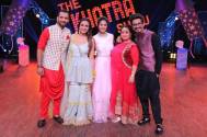 Hina Khan celebrates Diwali with the cast and crew of ‘The Khatra Show’