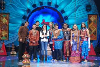 Sunidhi with Amul Star Voice of India contestants
