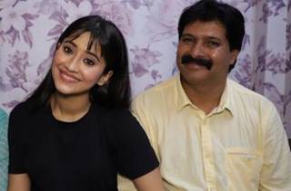 Shivangi Joshi wishes her Father a Happy Birthday; calls him her Hero