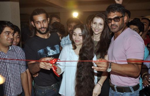 Cast of Desi Kattey at Mumbai Mayor Cup Shooting Competition