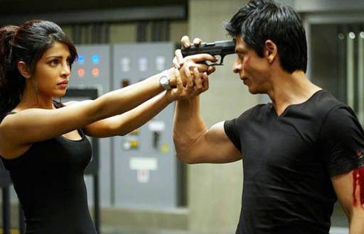 Priyanka Chopra and Shah Rukh Khan in Don 2