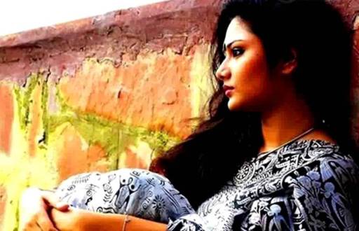 Bengali TV actress, Disha Ganguly, committed suicide due to societal pressure for being involved in a homosexual relationship. 