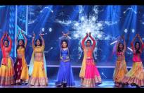 Madhuri Dixit performing with COLORS leading actresses 