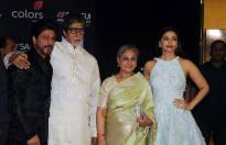 Shah Rukh Khan, Amitabh Bachchan with Jaya and Aishwarya Rai Bachchan