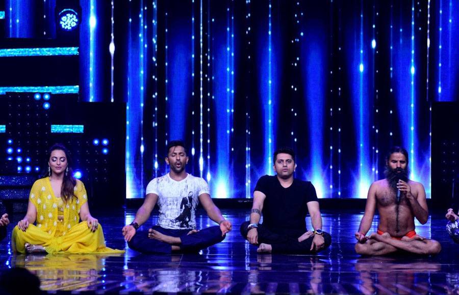 Wild Card contestants make an entry with Baba Ramdev on the sets of Nach Baliye